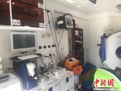 西南地區(qū)首輛移動(dòng)CT腦卒中救護(hù)車在昆明投入使用