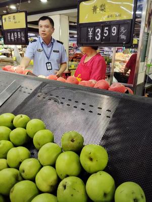 謝家集區(qū)市場監(jiān)督管理局開展暑期食用農產品專項監(jiān)督檢查，守護群眾“舌尖上的安全”